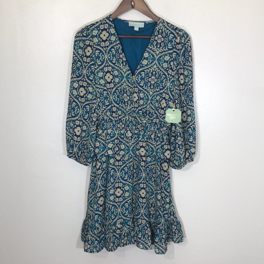 NEW‎ Ryegrass Teal Medallion Dress